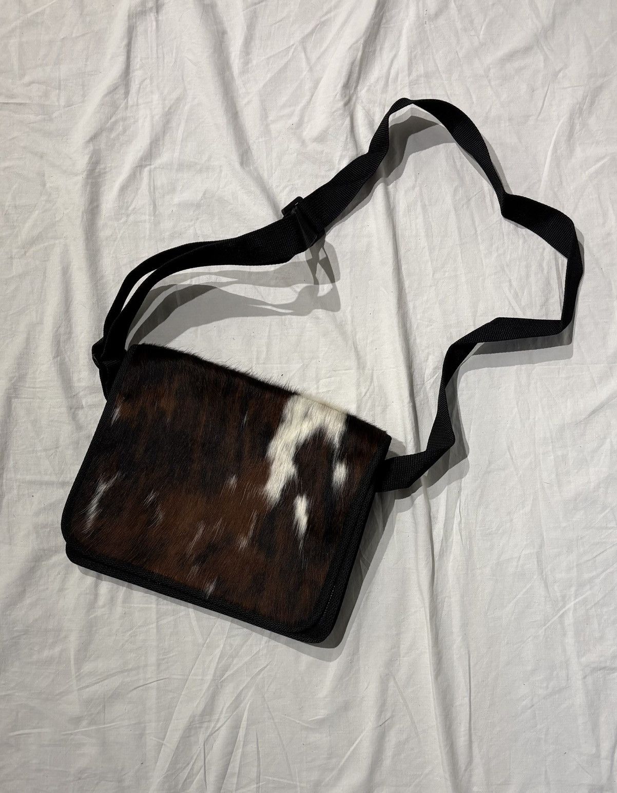 Vintage hairy shoulder bag