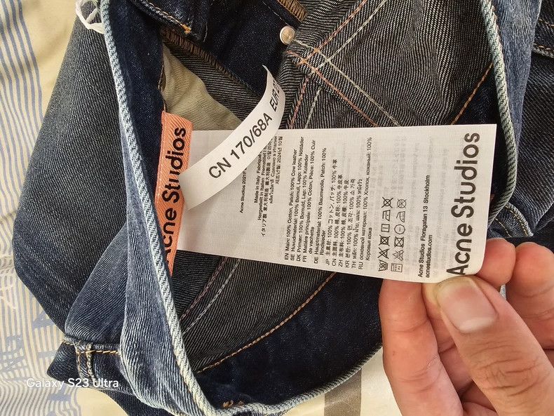 Acne Studios acne studios Water moire cat wash jeans 2504-Nextarrow Size US 26 / EU 42 - 3 Thumbnail
