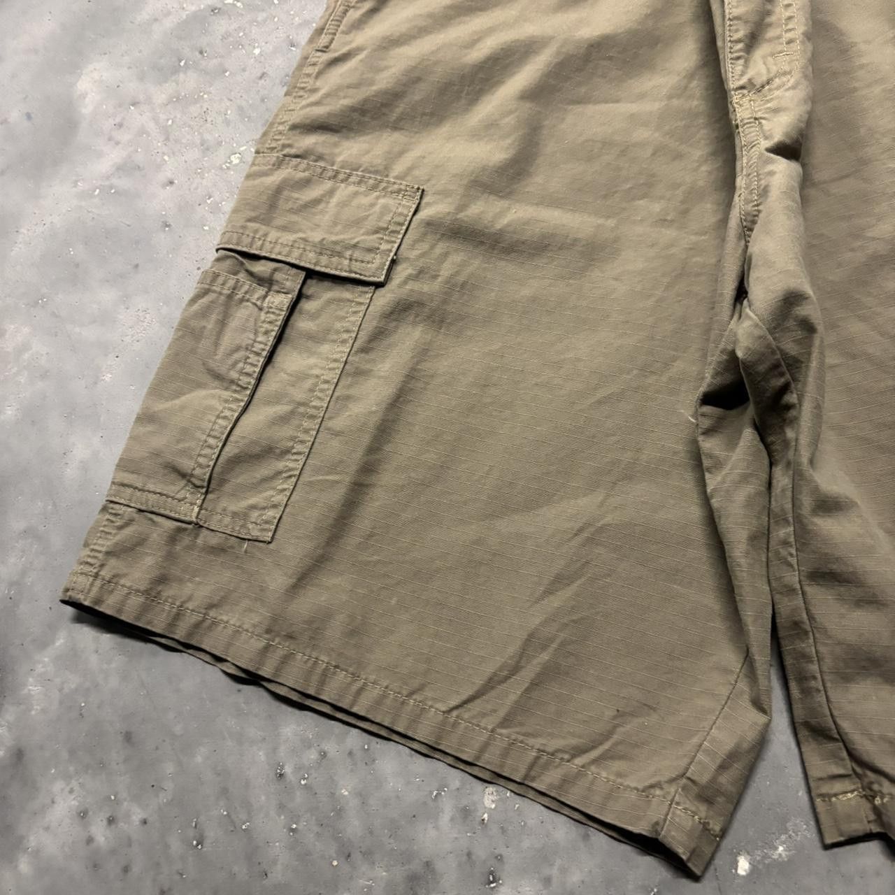 Japanese Brand × Vintage Crazy Vintage Y2K/2000s Baggy Khaki Earth Tone Skater Style Cargo Shorts! Size US 36 / EU 52 - 3 Thumbnail