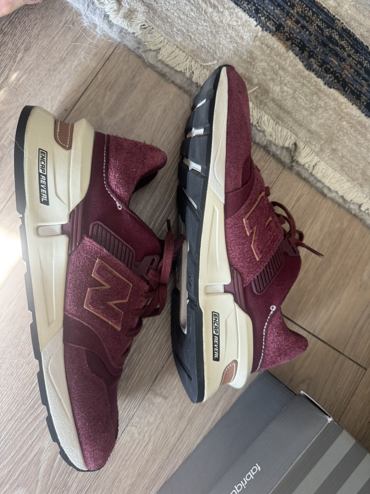 New Balance New Balance 997s Burgundy Size US 11 / EU 44 - 2 Thumbnail