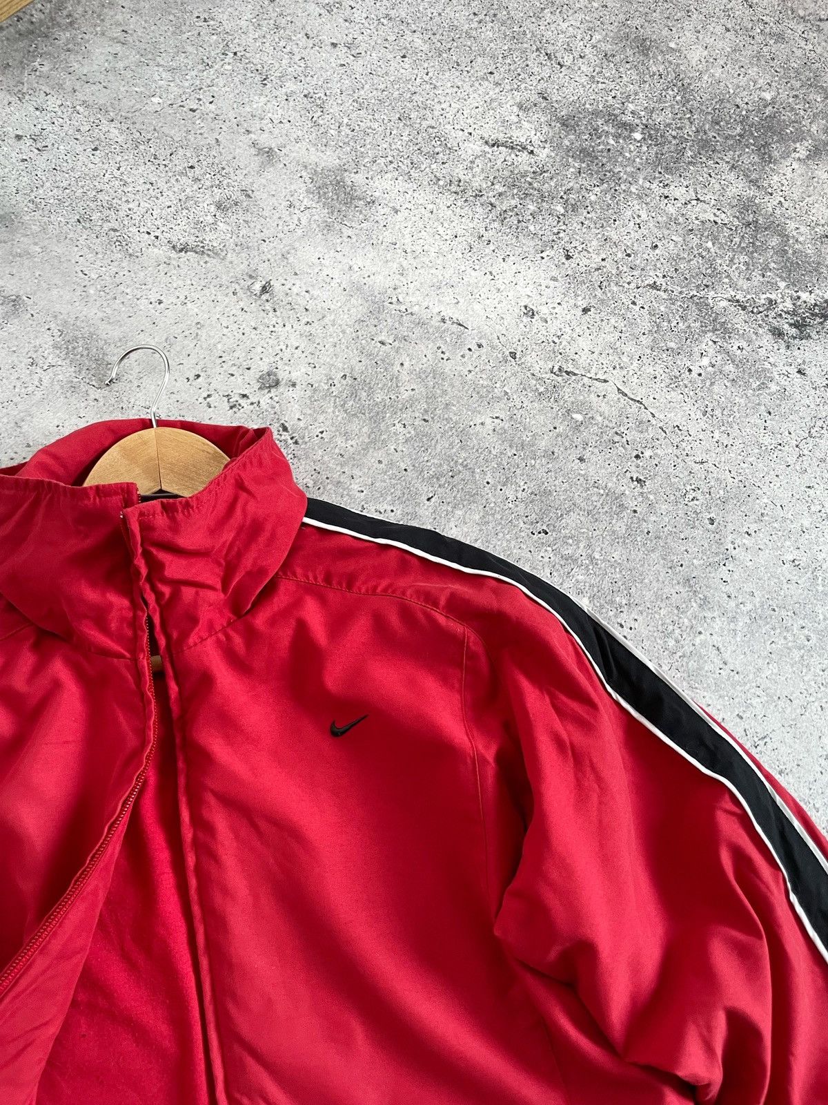 Nike × Vintage Vintage Nike Y2K Nylon Jacket Size M / US 6-8 / IT 42-44 - 4 Thumbnail