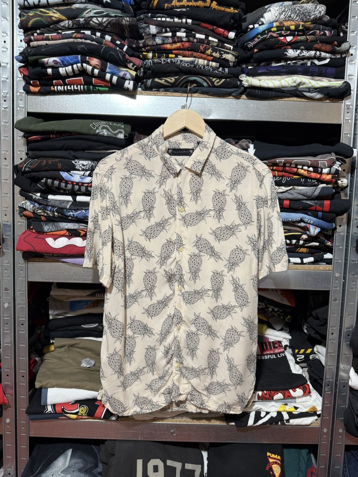 Allsaints Allsaints Ananas AOP Button Shirt Pineapple Summer Party Y2K Size US S / EU 44-46 / 1 - 1 Thumbnail