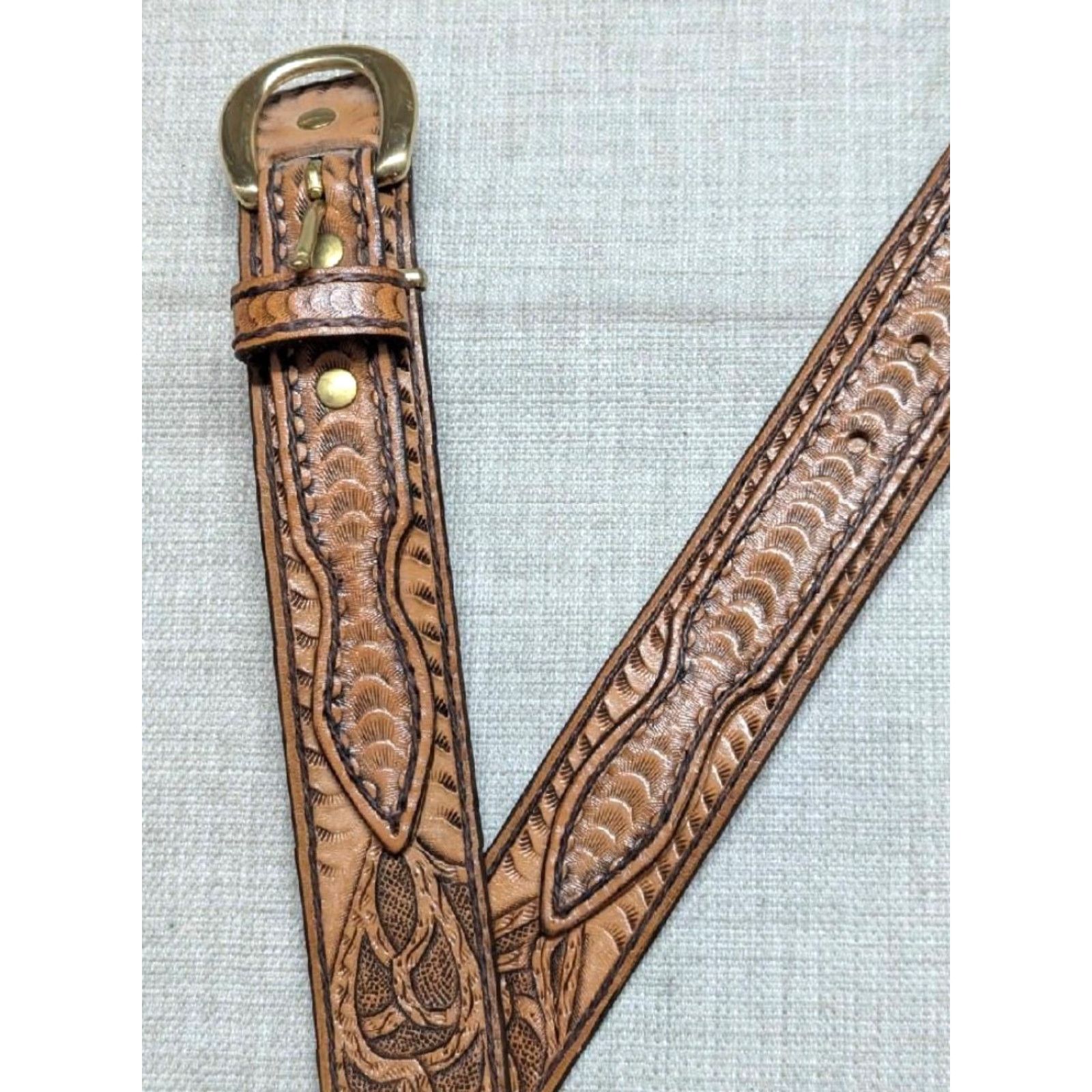 Vintage VINTAGE leather belt Ranger western 36 brown Tooled belt buckle Cowboys Ranger Western Mens 36 Brown Leather belt Size 36 - 6 Thumbnail