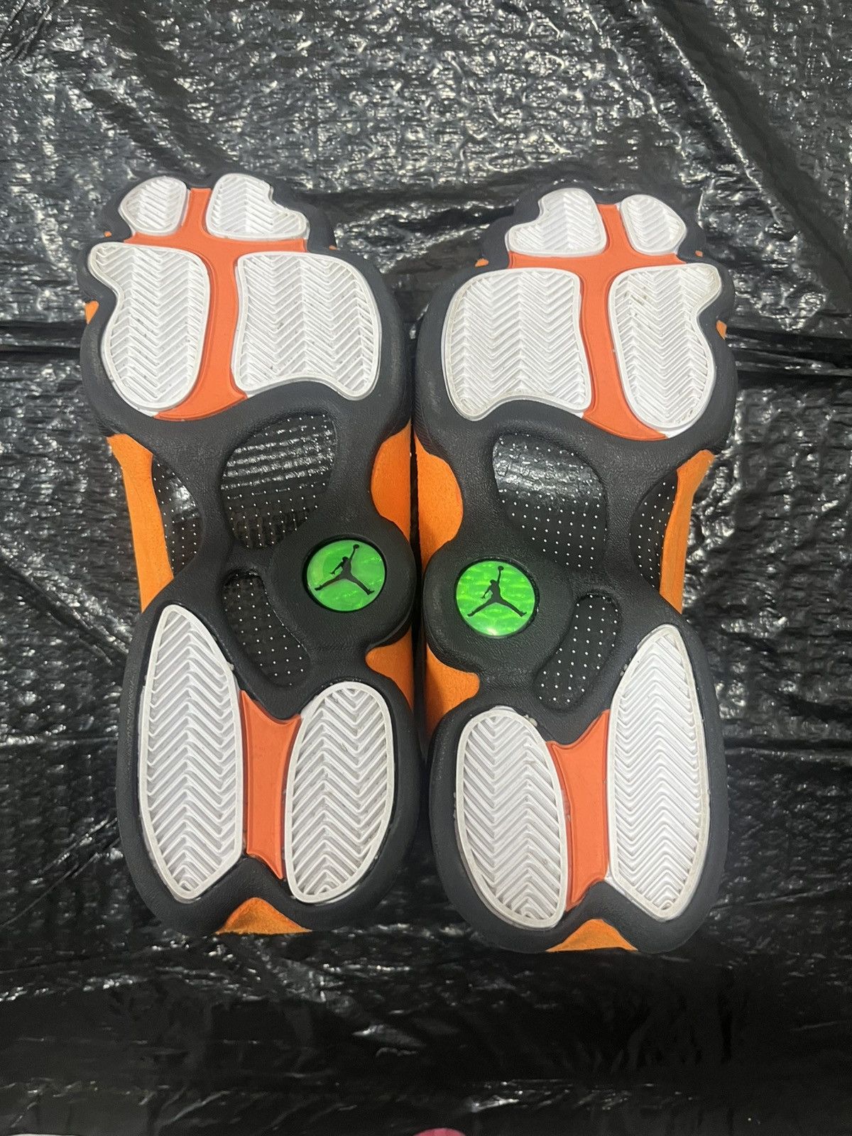 Jordan Brand × Nike Air Jordan 13 ( Starfish) Size US 10 / EU 43 - 3 Thumbnail
