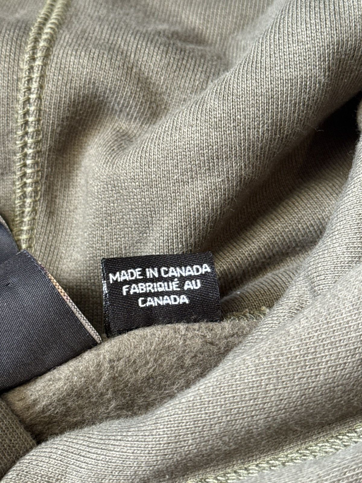 October's Very Own × Takashi Murakami October’s Very Own Takashi Murakami Size US M / EU 48-50 / 2 - 11 Thumbnail