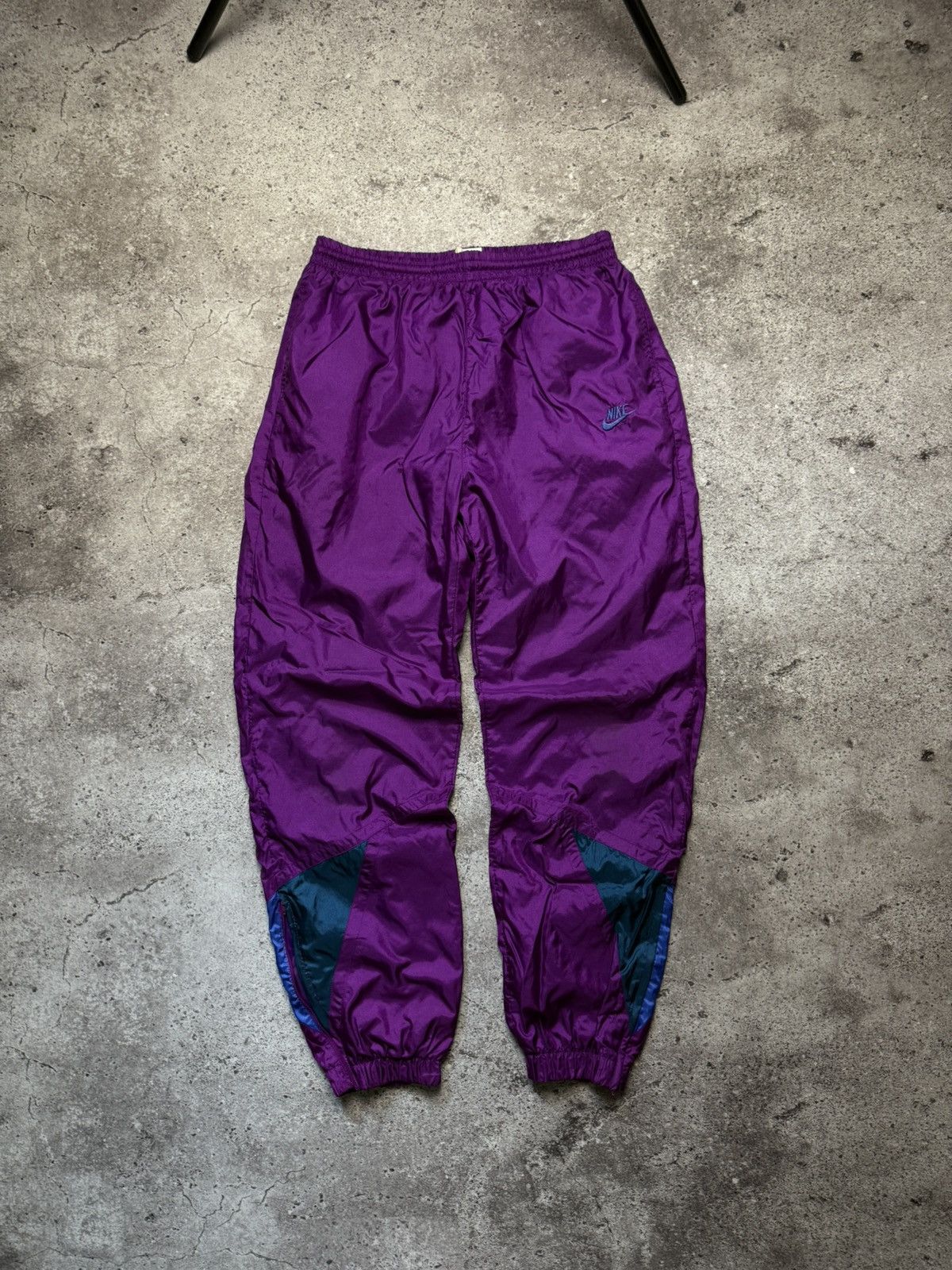 Vintage VERY RARE, Vintage Nike Nylon Sweatpants 90s Y2K Size US 32 / EU 48 - 2 Thumbnail