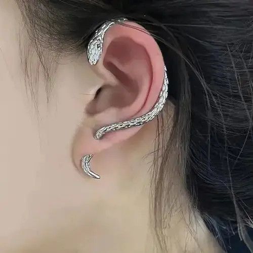 Japanese Brand Snake Earrings Size ONE SIZE - 1 Thumbnail