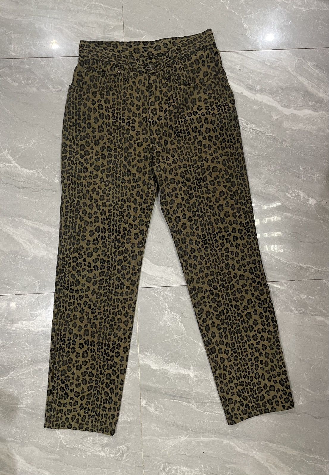 Fendi Vintage Fendi Leopard pants (authentic) Size 28" / US 6 / IT 42 - 2 Thumbnail
