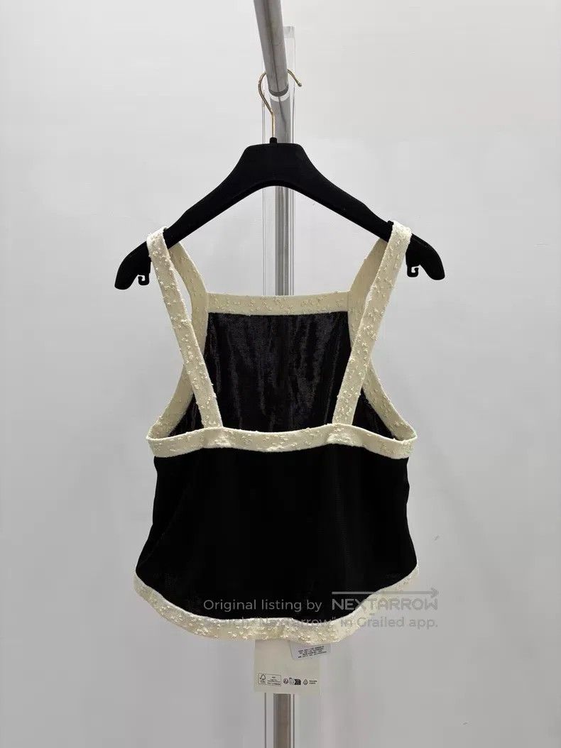 Chanel Chanel Doll-style fan-shaped folding waist suspender vest Size XXS / US 00 / IT 34 - 2 Thumbnail