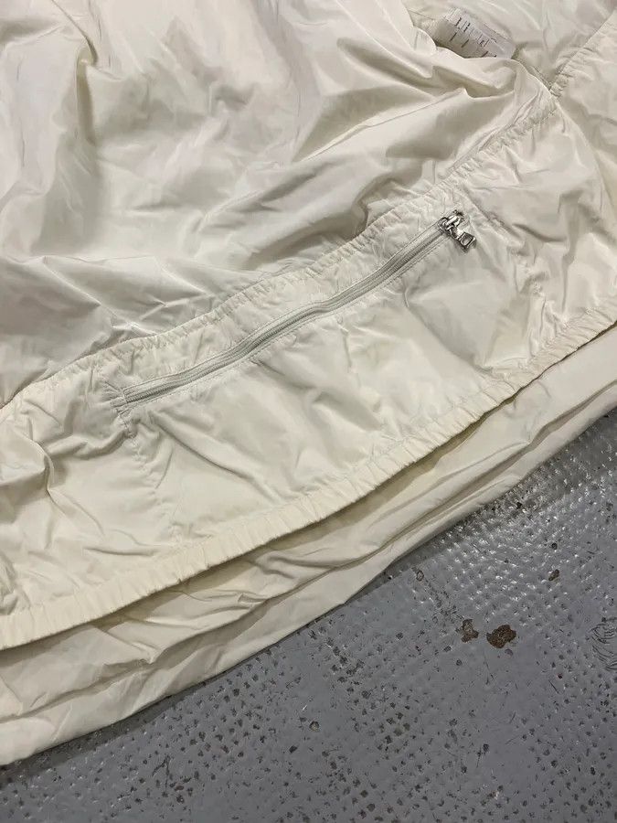 Prada 2000s Prada Asymmetrical Zip Retractable Hood White Jacket Size US M / EU 48-50 / 2 - 12 Thumbnail