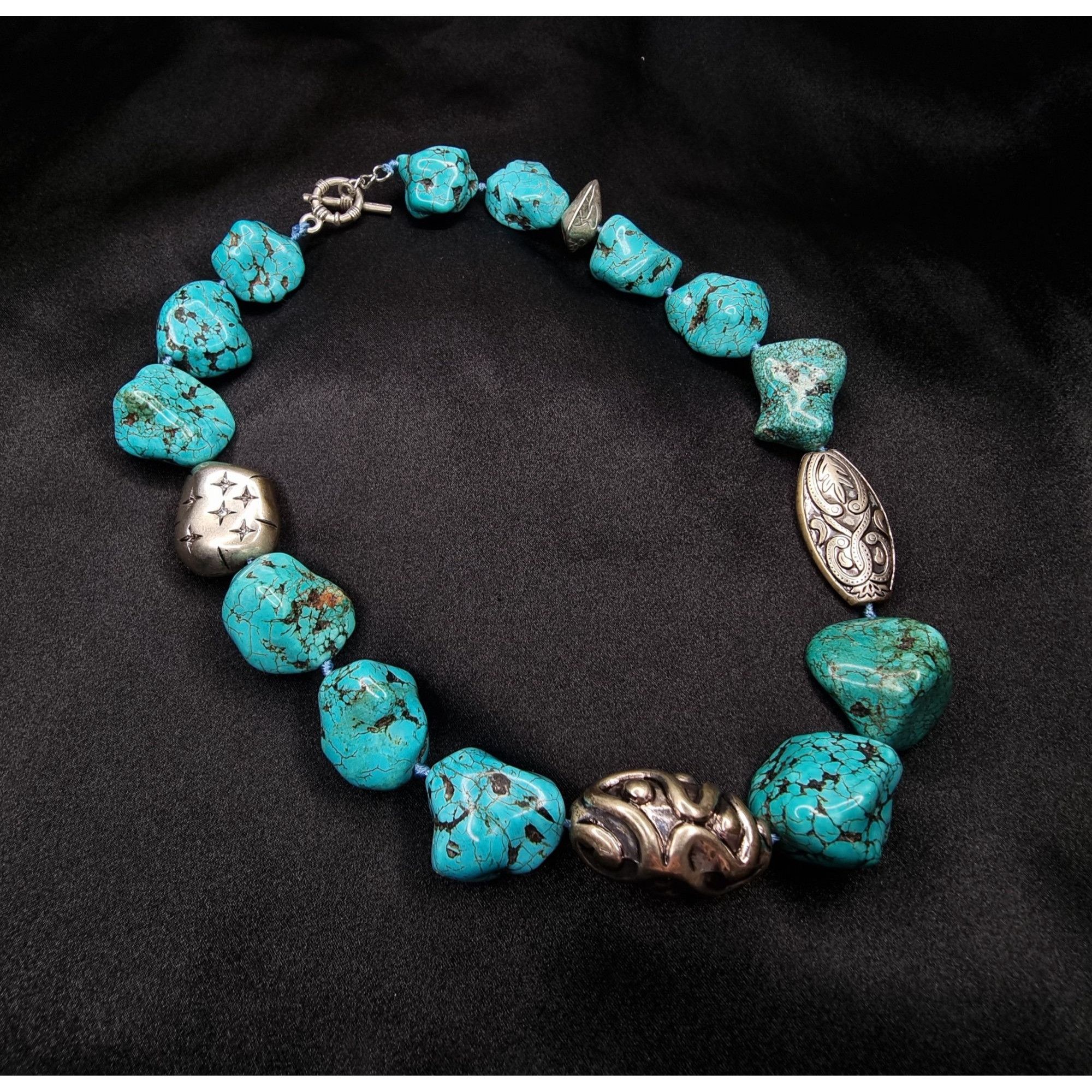 Vintage Chunky Turquoise & Silver Beaded Necklace With Toggle Clasp Size ONE SIZE - 4 Thumbnail
