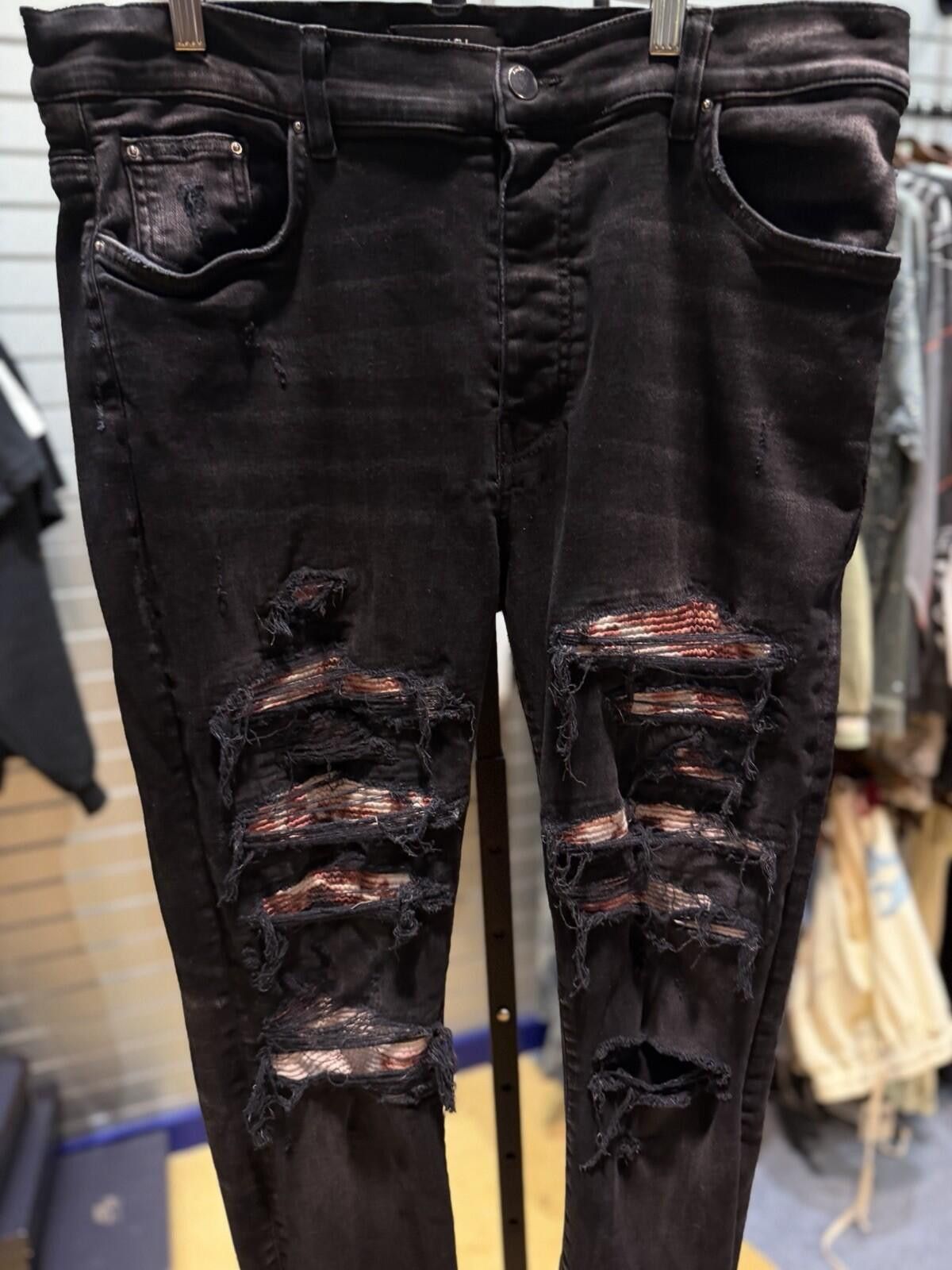 Amiri Size 38 - Amiri Black MX1 Patch Jeans 100% Authentic Size US 38 / EU 54 - 1 Thumbnail