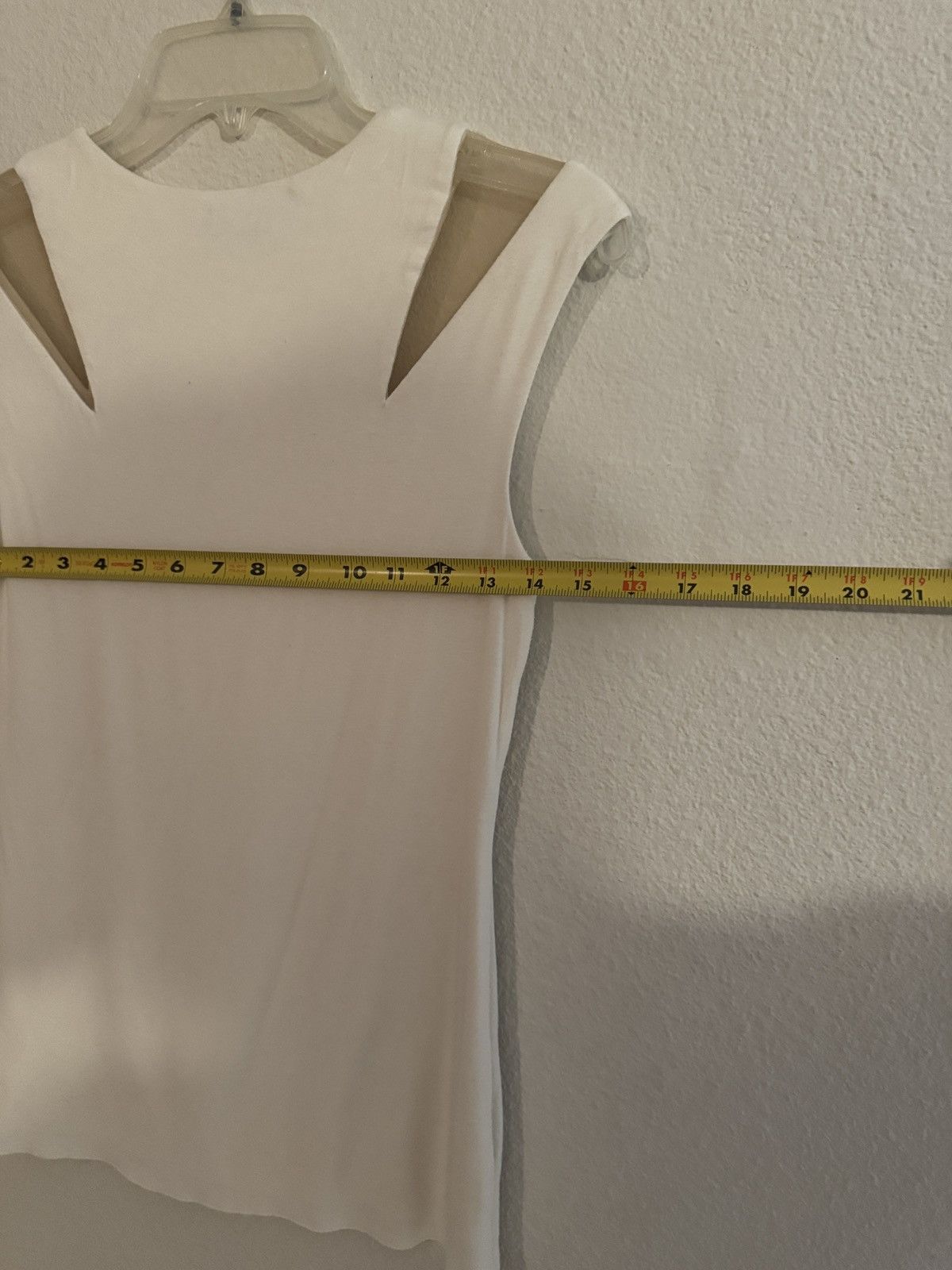 Bailey 44 Bailey 44 Ivory cutout tank top Size M / US 6-8 / IT 42-44 - 6 Thumbnail