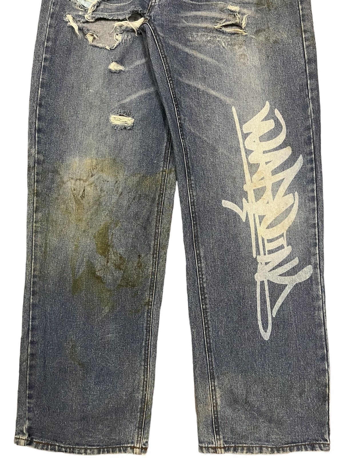 Japanese Brand Vintage Japanese Brand Graffiti Distressed Baggy Style Jeans Size US 32 / EU 48 - 5 Thumbnail
