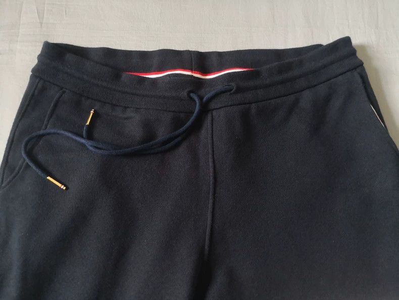 Thom Browne Thom Browne size2 Sports and casual pants Size US 26 / EU 42 - 9 Thumbnail