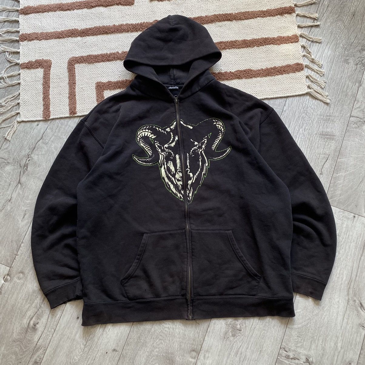 Band Tees × Vintage FIDDLERS GREEN Y2K GOAT PRINT SUNFADED ZIP HOODIE Size US XXL / EU 58 / 5 - 1 Thumbnail