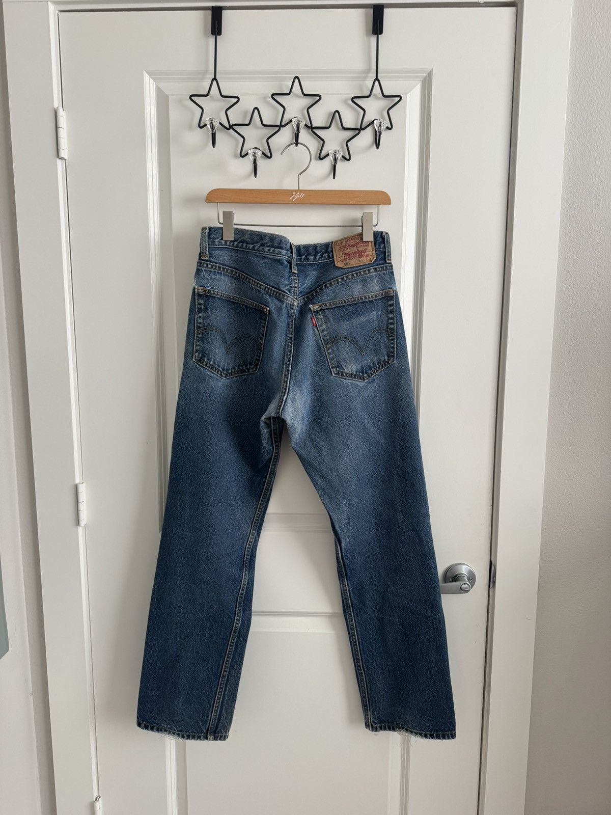 Levi's Vintage Clothing Levi’s Relaxed Fit Dark Blue Distressed Wash Jeans Size US 32 / EU 48 - 2 Thumbnail