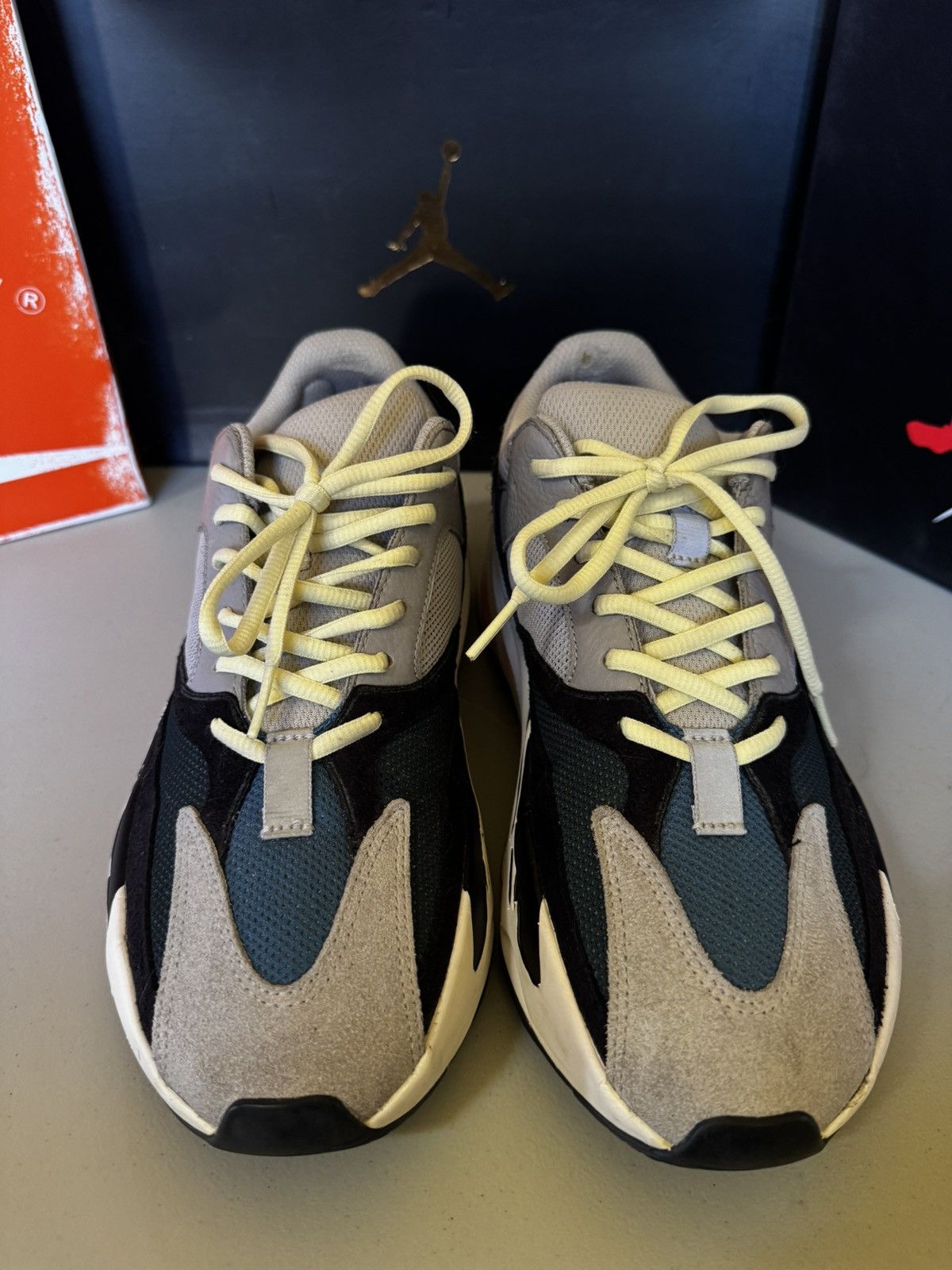 Yeezy Yeezy 700 wave runner Size US 9.5 / EU 42-43 - 8 Thumbnail