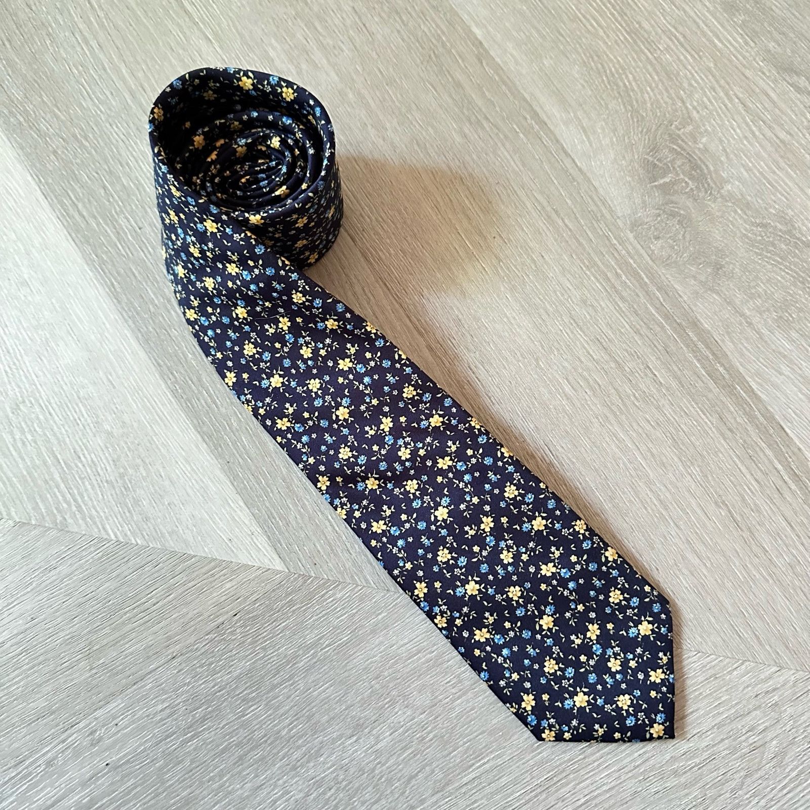 Pierre Cardin Navy Blue Floral Tie Pierre Cardin Blue Yellow Flowers Ditsy Size ONE SIZE - 1 Thumbnail