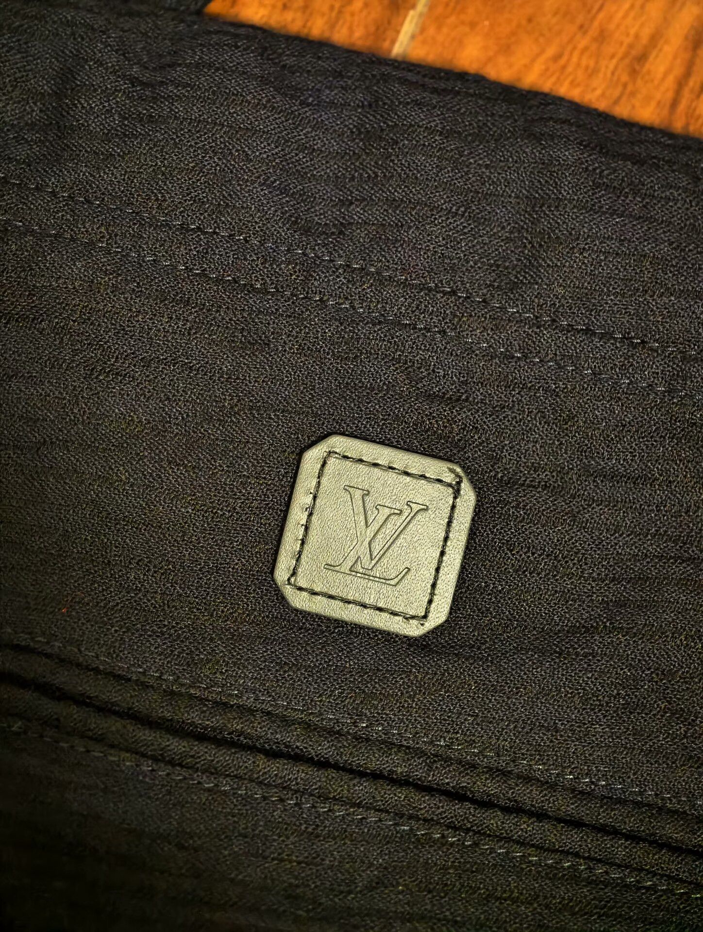 Louis Vuitton Louis Vuitton Men's Lightweight Wool Casual Pants Size US 36 / EU 52 - 1 Thumbnail