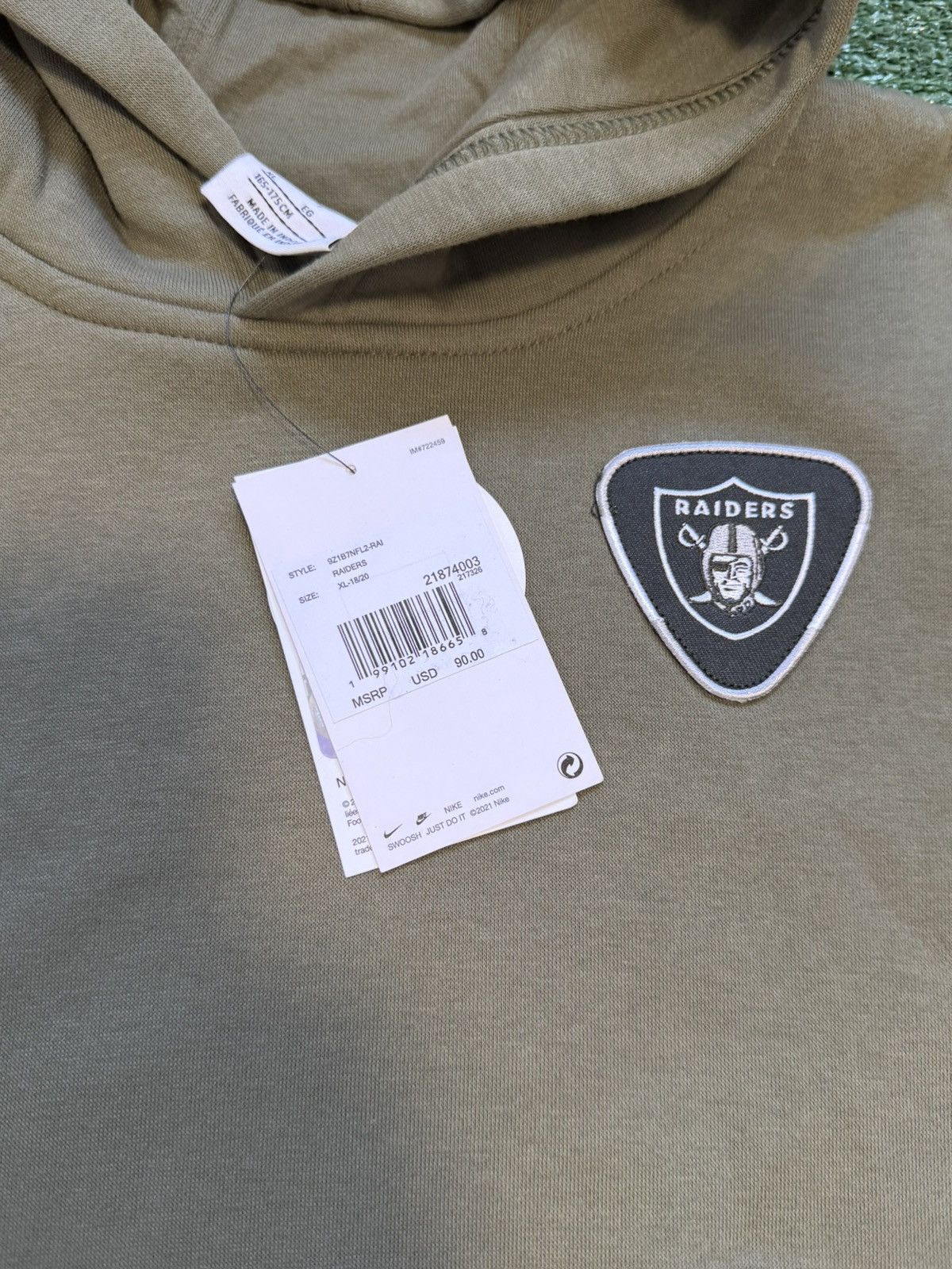 Nike Las Vegas Raiders Hoodie Nike Salute To Service Youth Size US XL / EU 56 / 4 - 3 Thumbnail