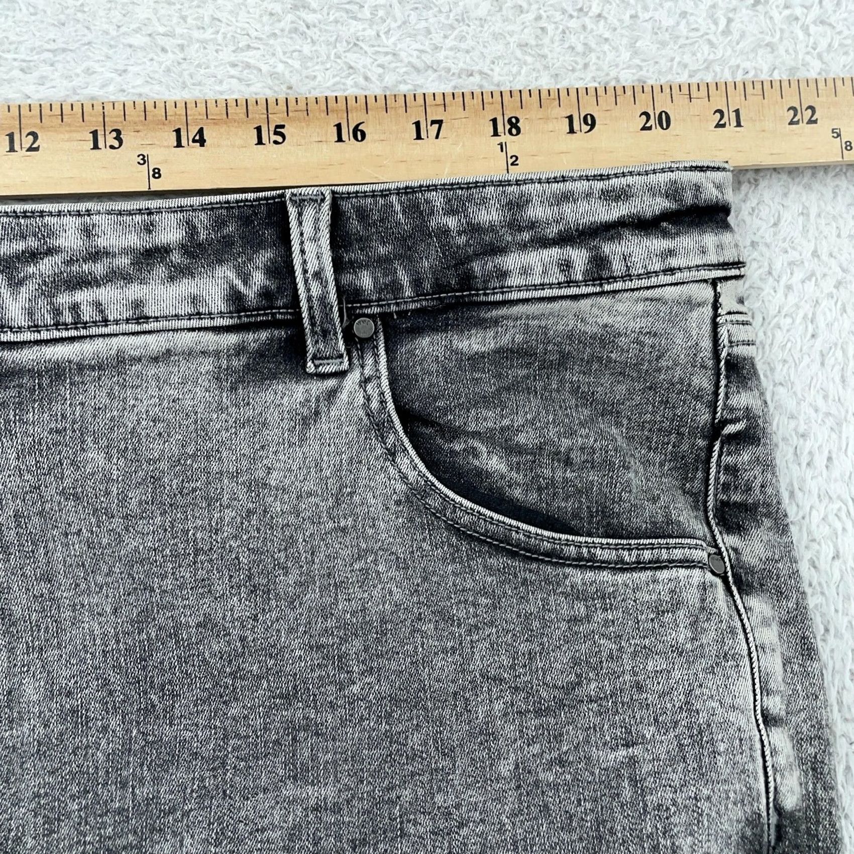 Vintage Women with Control Jeans Bootcut 22WP Petite Gray Acid Wash Denim Charcoal Wash High Rise Inseam 26 in 42 in Womens Girls Size 40" / US 18 - 4 Thumbnail