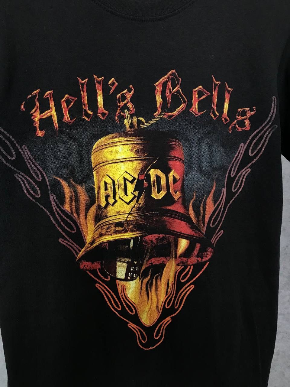 AC/DC AC/DC vintage rock band tee Size US M / EU 48-50 / 2 - 3 Thumbnail