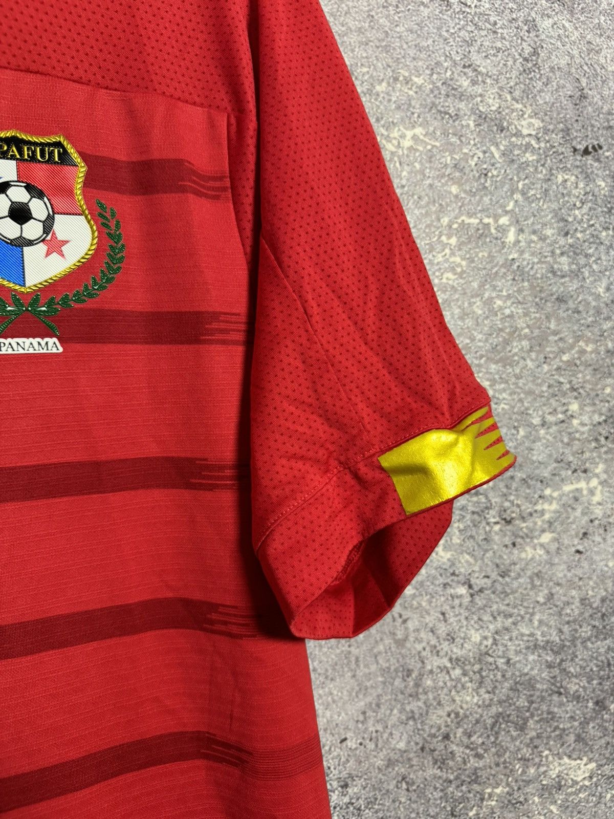 New Balance Panama National Team 2020 International NB Soccer Jersey Size US L / EU 52-54 / 3 - 9 Thumbnail