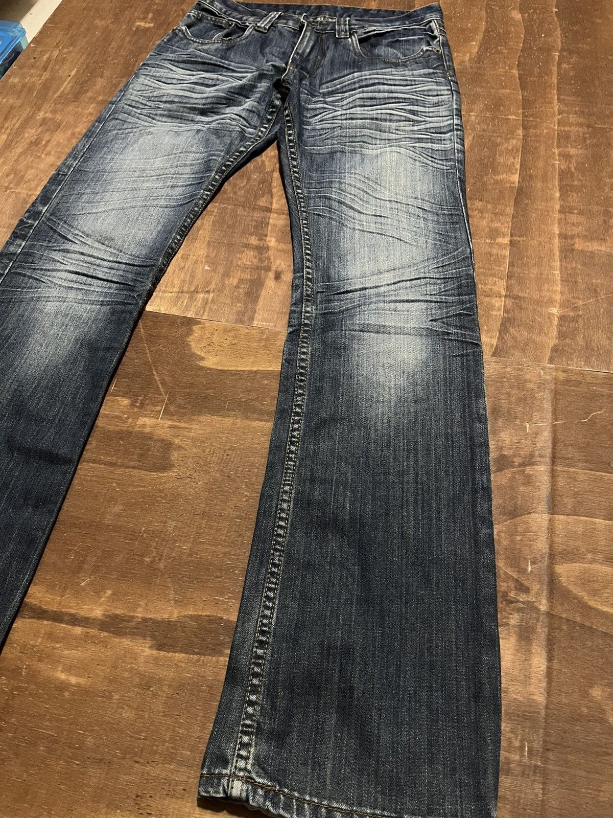 Japanese Brand Y2k japanese brand distressed clawmark jeans Size US 31 - 2 Thumbnail