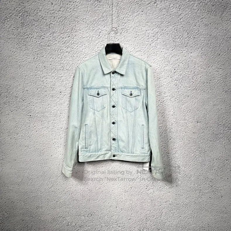 Givenchy Givenchy Ice blue denim jacket with back letter logo Size US L / EU 52-54 / 3 - 1 Thumbnail