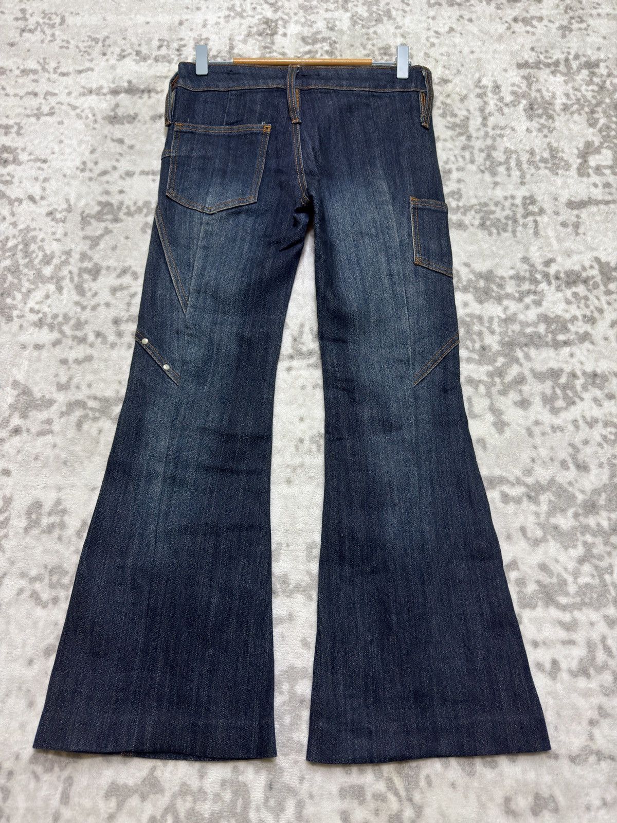 Japanese Brand Wink Wink Y2K Reconstructed Flared Denim Studded Low Rise Size 28" / US 6 / IT 42 - 2 Thumbnail