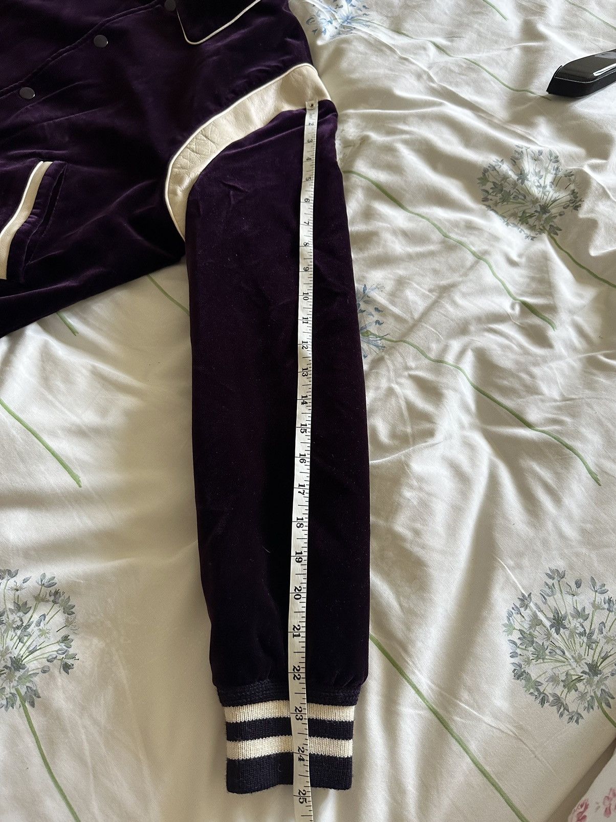 Celine Grail FW20 Celine purple velvet teddy jacket 46 Size US S / EU 44-46 / 1 - 8 Thumbnail