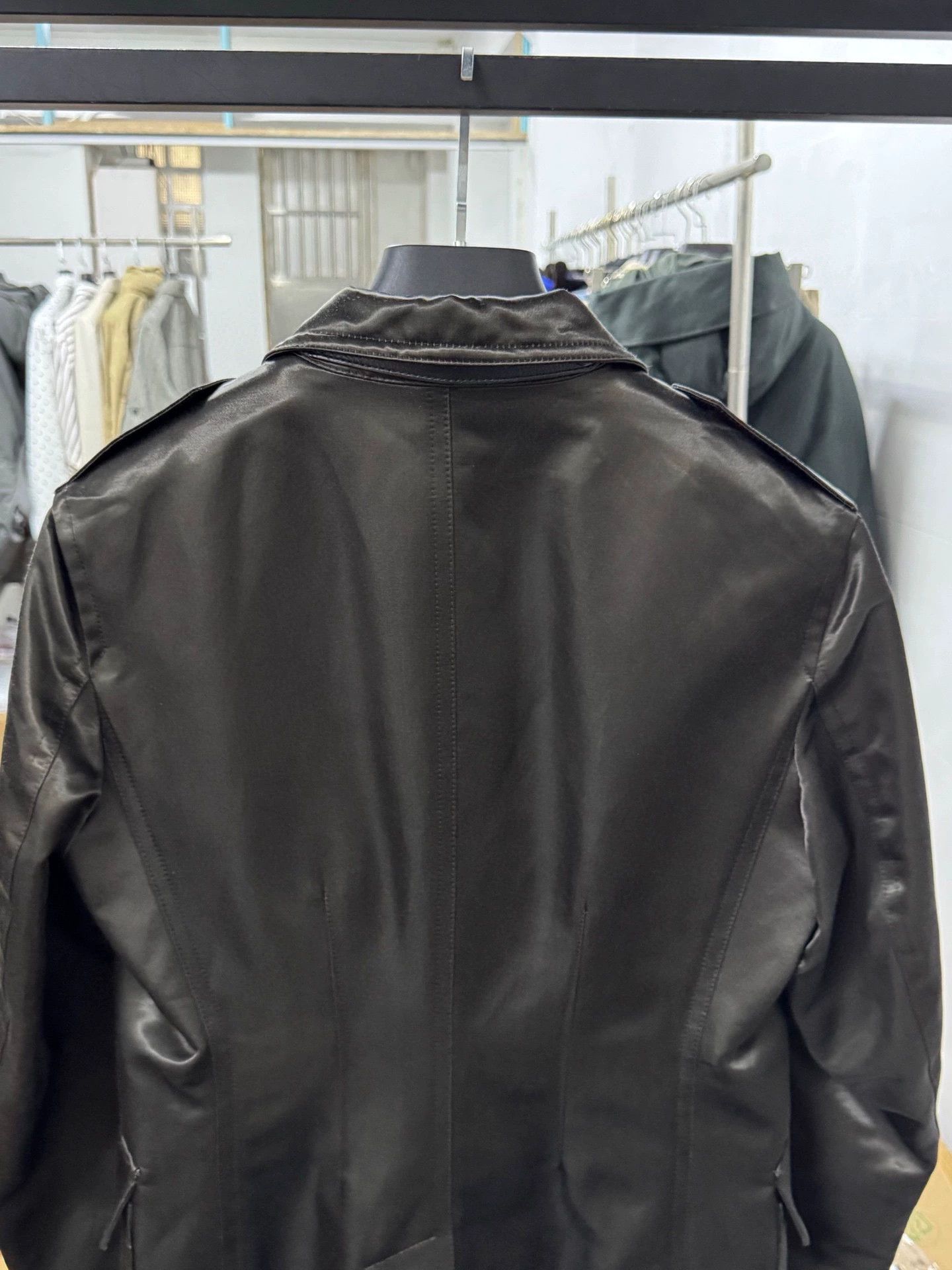 Tom Ford tom ford men's brown jacket with pockets Size US M / EU 48-50 / 2 - 6 Thumbnail