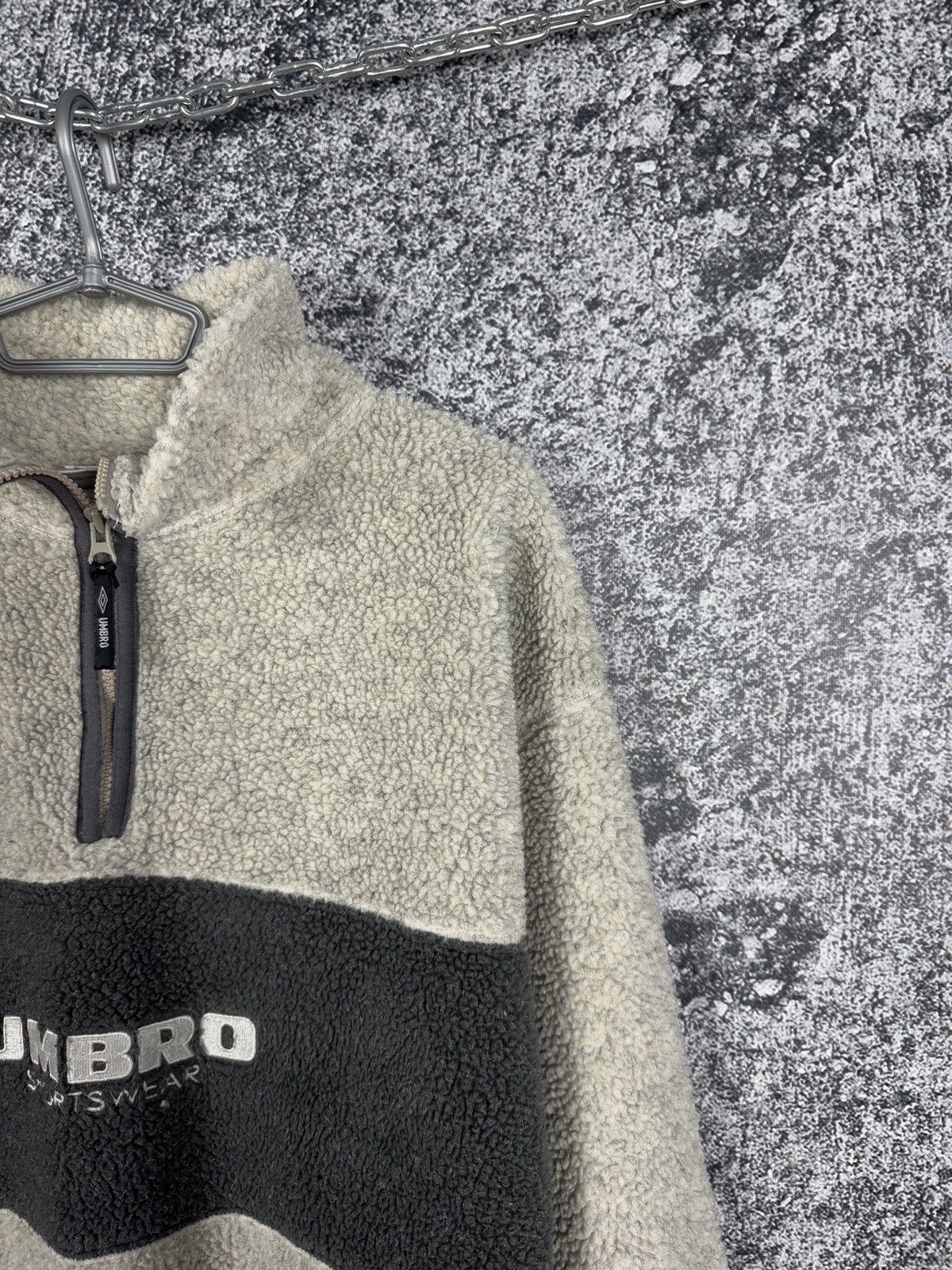 Umbro Vintage 90s UMBRO Sportswear Fleece Jacket Sherpa Teddy XL Size US XL / EU 56 / 4 - 2 Thumbnail
