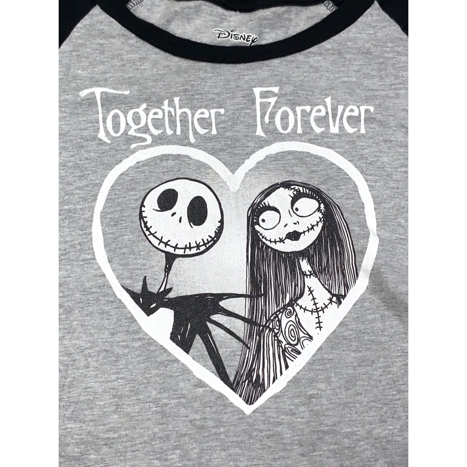 Disney Disney Nightmare Before Christmas Together Forever 3/4 Sleeve Shirt Womens M Gray Cropped Christmas T-Shirt Regular Pullover Casual Relaxed Nike Size M / US 6-8 / IT 42-44 - 3 Thumbnail