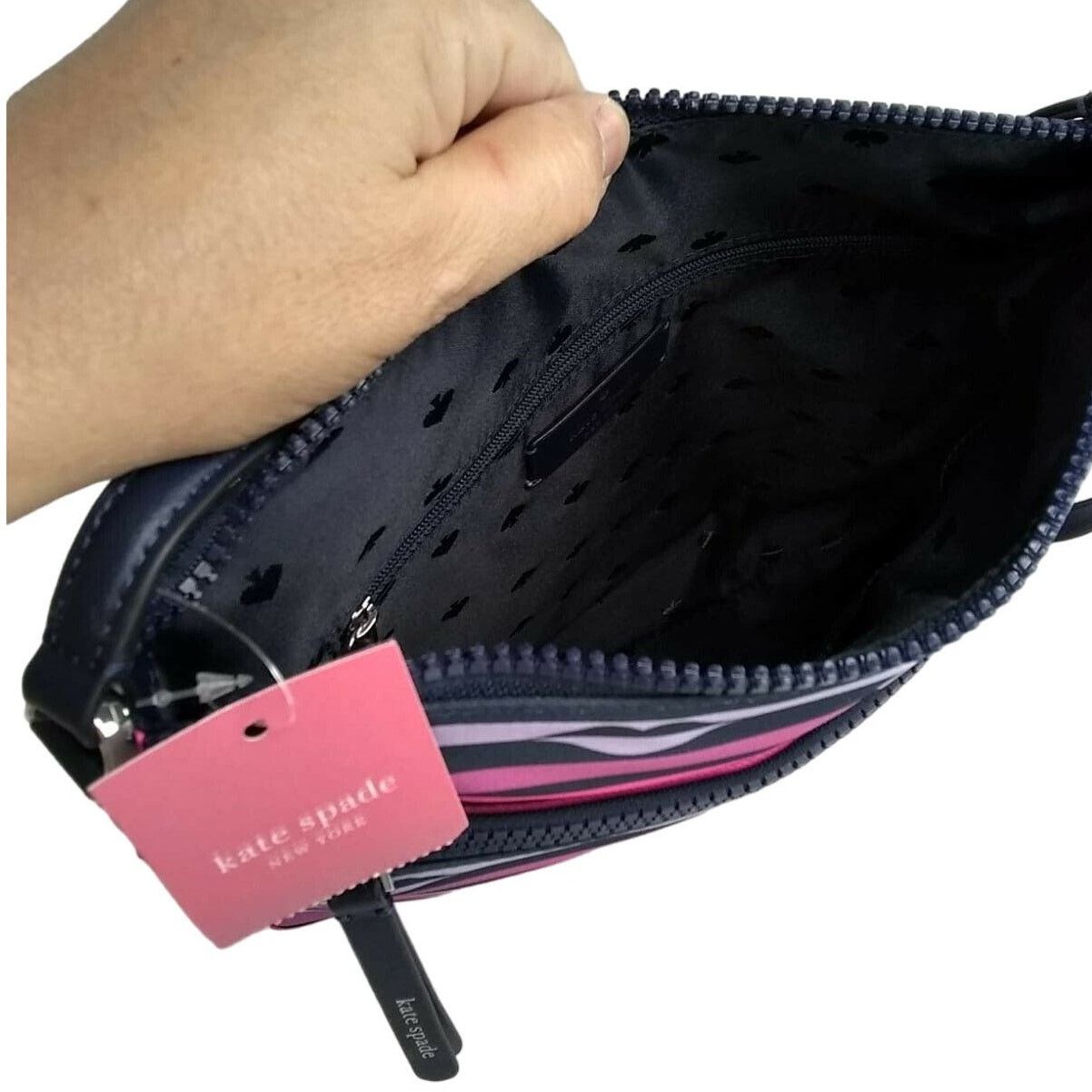 Kate Spade Kate Spade Flat Crossbody Hand Bag stripes Lips print Size ONE SIZE - 4 Thumbnail