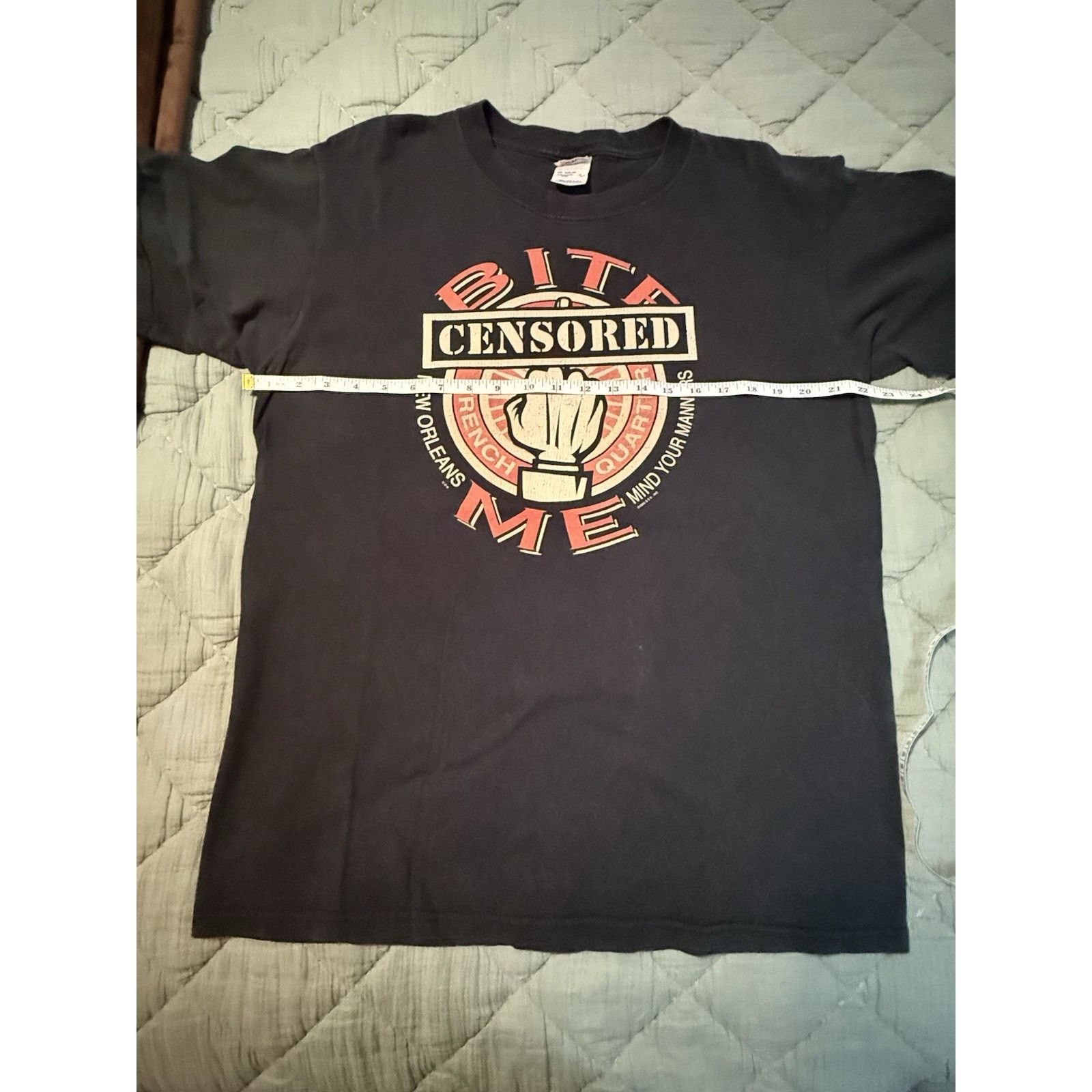 Anvil Anvil Y2K Bite Me Fist New Orleans Censored Graphic T Sz L Size US L / EU 52-54 / 3 - 8 Thumbnail
