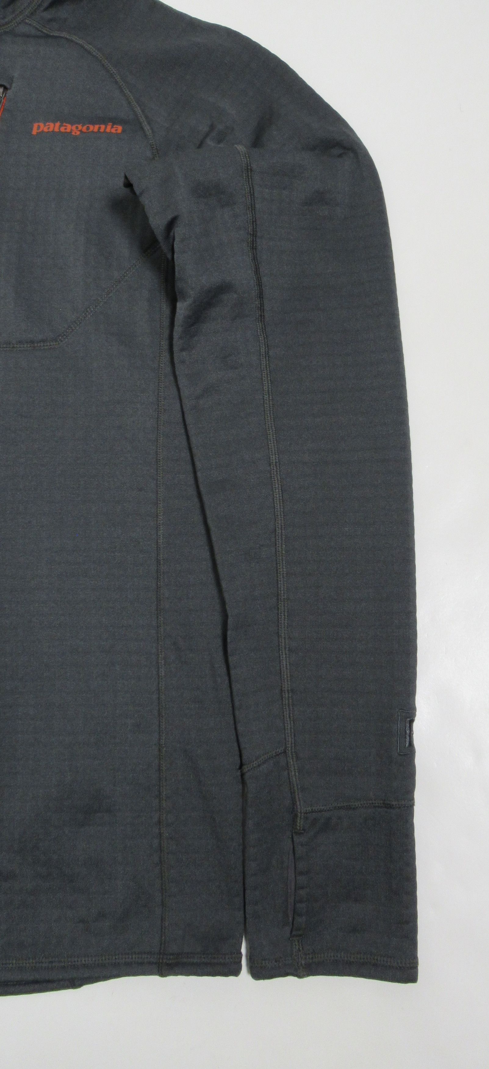 Patagonia Patagonia Men's R1® Hoody Forge Grey FGE 40074FA16 Size S Size US S / EU 44-46 / 1 - 5 Thumbnail