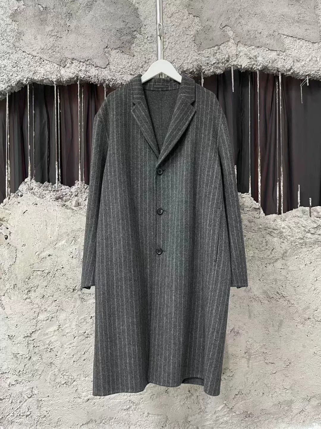 Acne Studios Acne Studios Gray Pinstripe Lapel Wool Coat Size US S / EU 44-46 / 1 - 1 Thumbnail