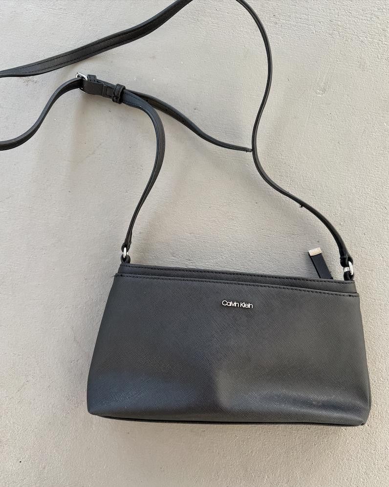 Calvin Klein Calvin Klein Black Shoulder Bag Size ONE SIZE - 1 Preview