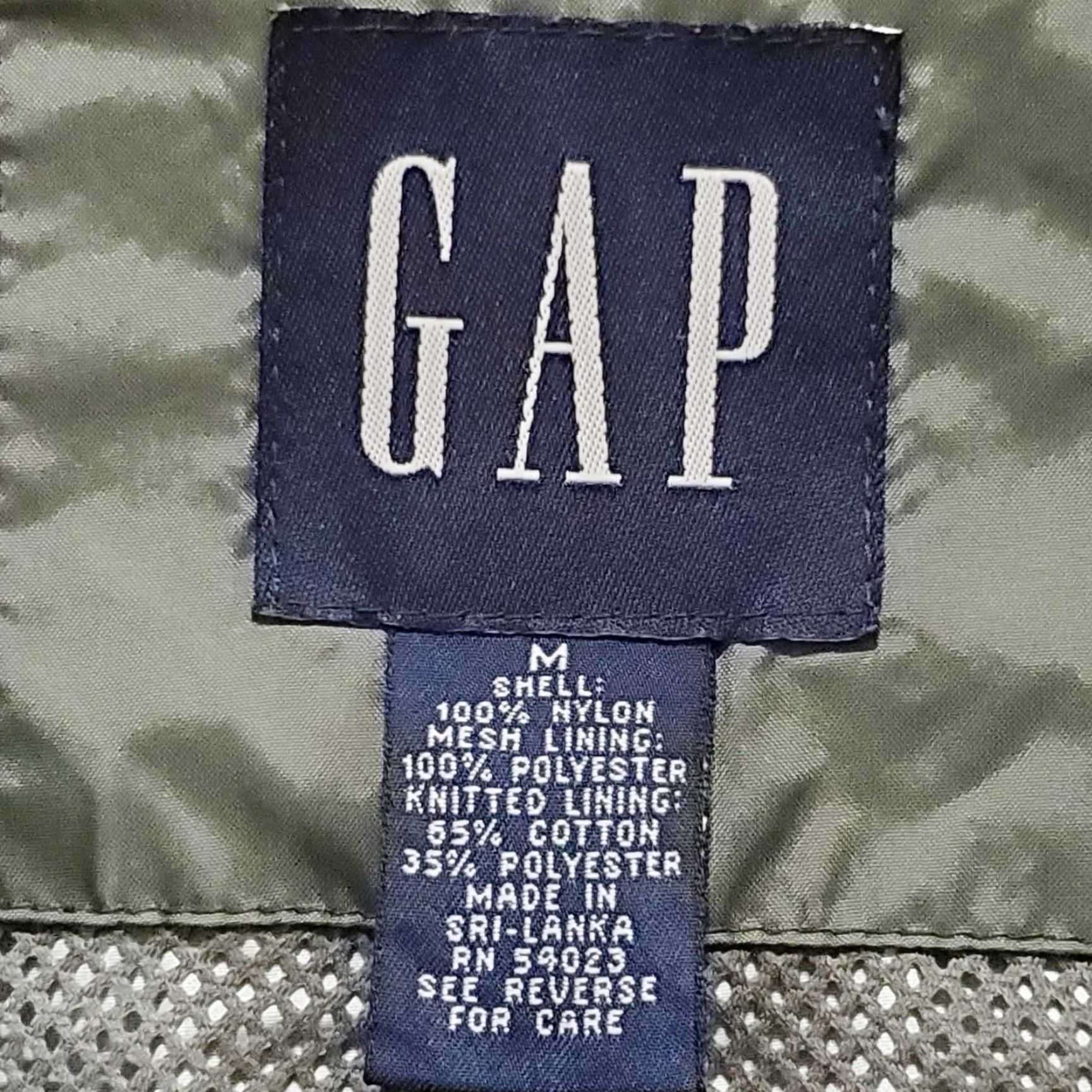 Gap VINTAGE is not applicable; Gap Mens Vest Activewear Green Full Zip M Oversized Nylon Outdoor Nature Fall Winter Spring Nature Size US M / EU 48-50 / 2 - 4 Thumbnail