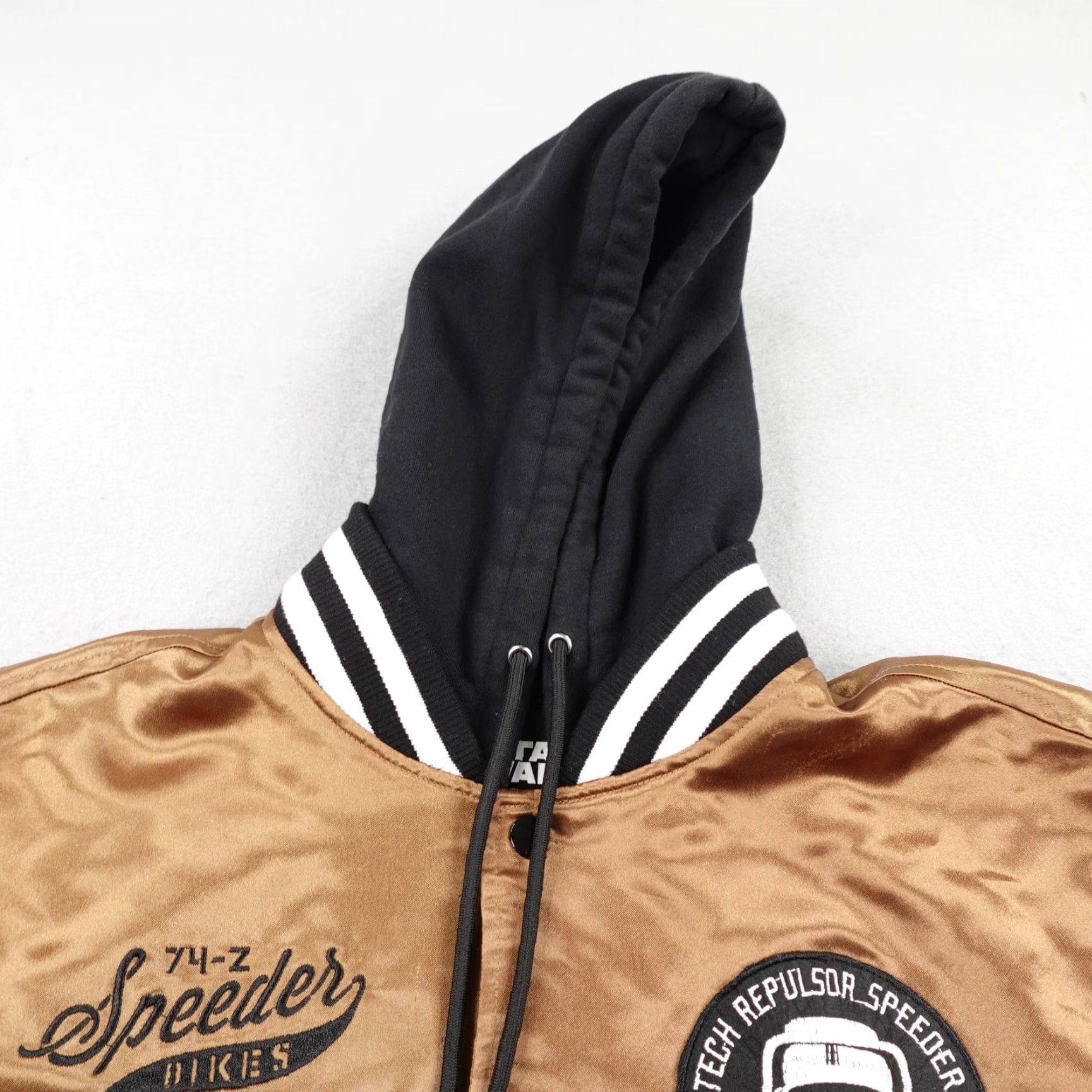 Star Wars Star Wars Jacket Mens Large Gold Endor Scout Trooper Satin Bomber Hooded Coat Size US L / EU 52-54 / 3 - 2 Thumbnail