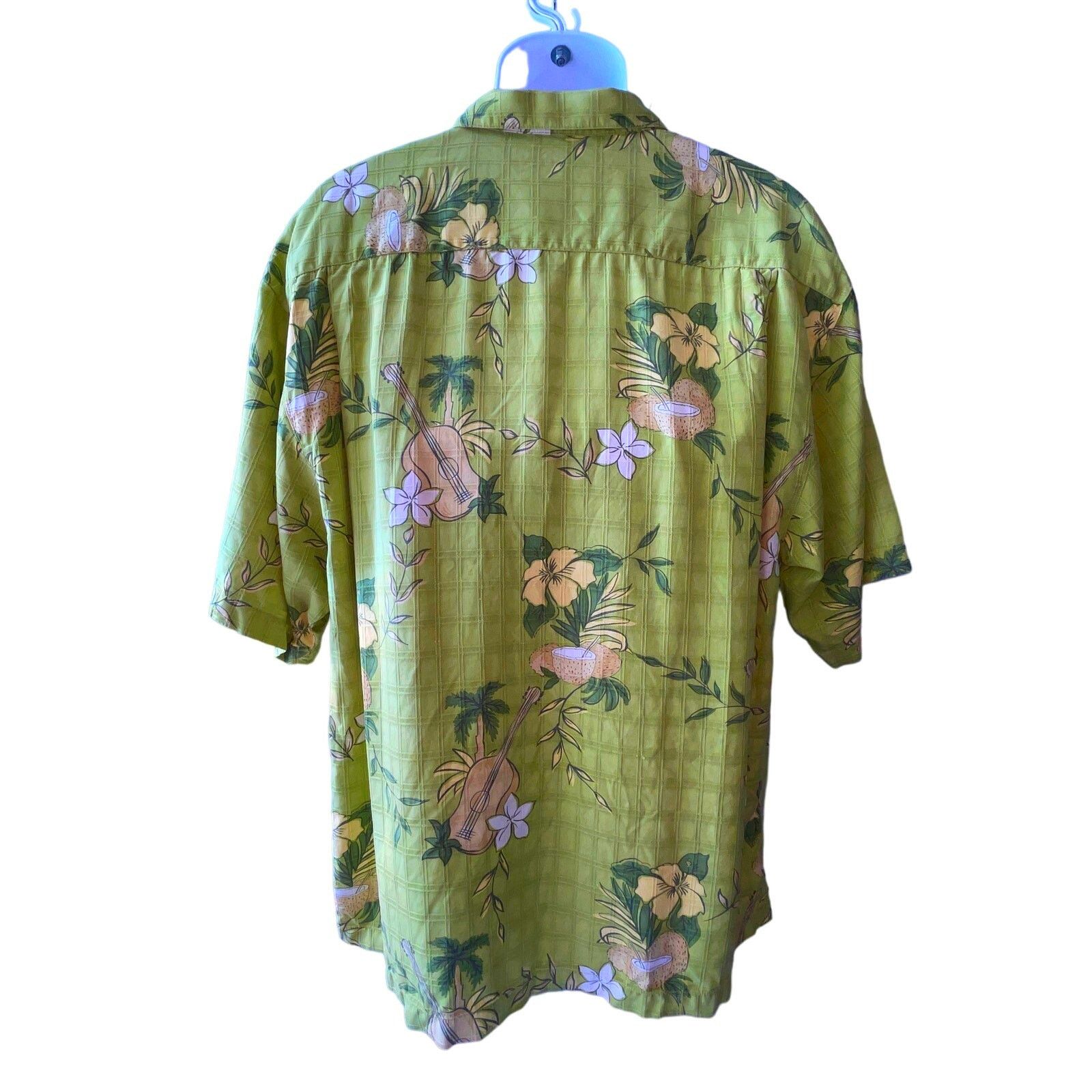 Tommy Bahama Tommy Bahama Green Guitar Pattern Silk Camp Shirt Size XL Size US XL / EU 56 / 4 - 3 Thumbnail