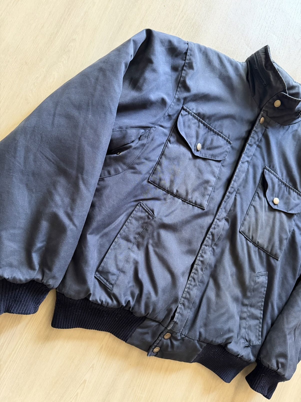 Haggar Vtg Haggar Puffer Bomber w/ Hidden Hood Sz M *stains 90s 80s Size US M / EU 48-50 / 2 - 5 Thumbnail