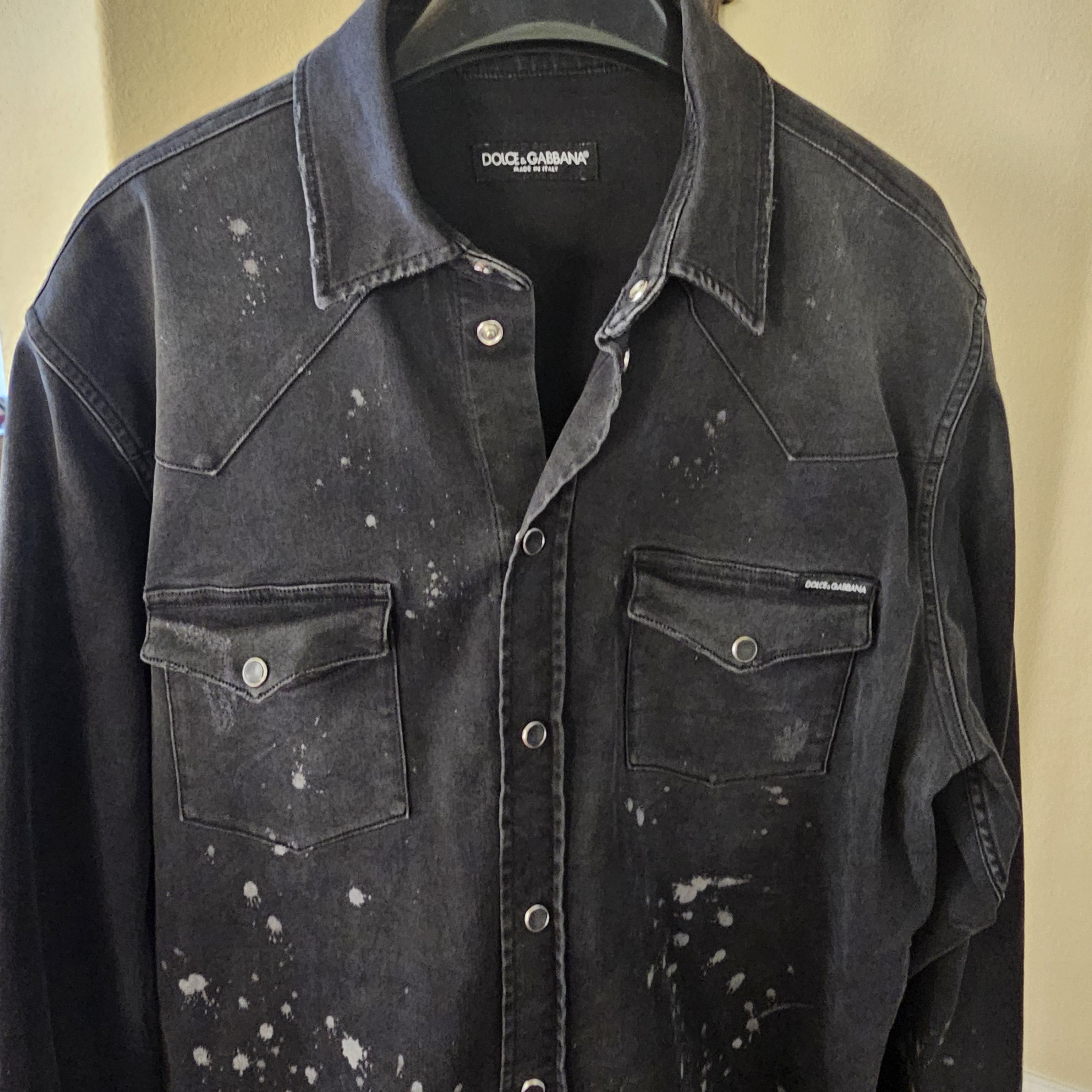 Dolce & Gabbana Dolce & Gabanna Charcoal Distressed Denim Shirt Size 42/L Size US L / EU 52-54 / 3 - 15 Thumbnail