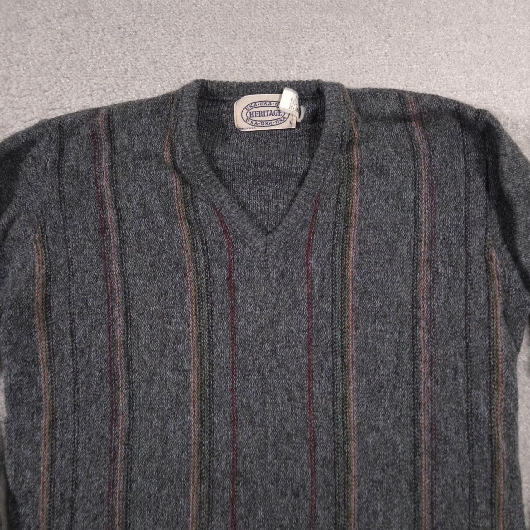 Vintage VINTAGE Heritage Sweater Mens Large Gray V-Neck Stripe Acrylic Wool Made USA 90s Mens Large Gray Stripe V-Neck Knit Pullover Size US L / EU 52-54 / 3 - 3 Thumbnail