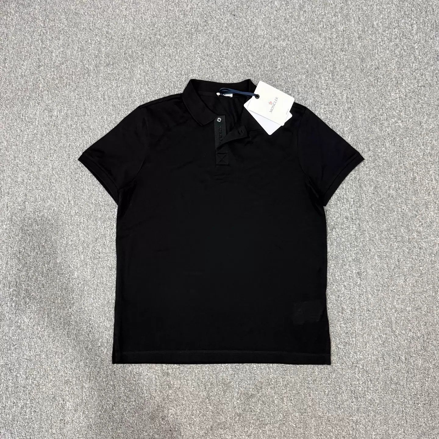 Moncler Moncler Black Collar Logo Polo M Unworn with Tags Size US M / EU 48-50 / 2 - 1 Thumbnail