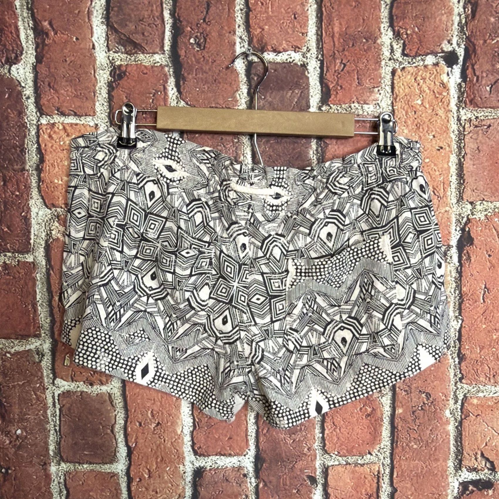 Vintage Roxy Shorts Women's Large Linen Blend Black Low Rise Coastal Lightweight Chino Casual Summer Women's Leder? Size 24" / US 00 / IT 34 - 3 Thumbnail