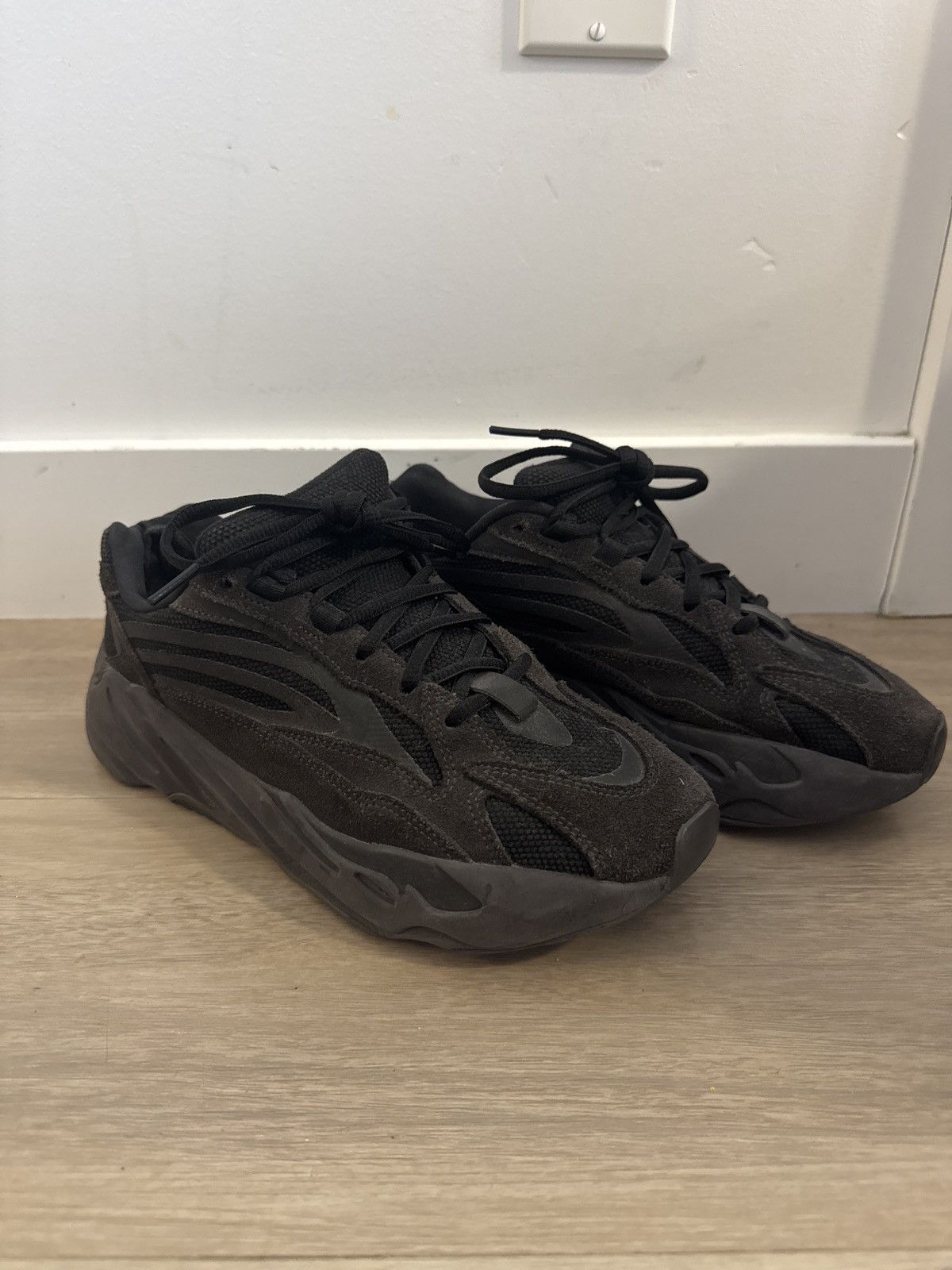 Yeezy Yeezy 700v2 Maude Size US 7.5 / EU 40-41 - 1 Thumbnail