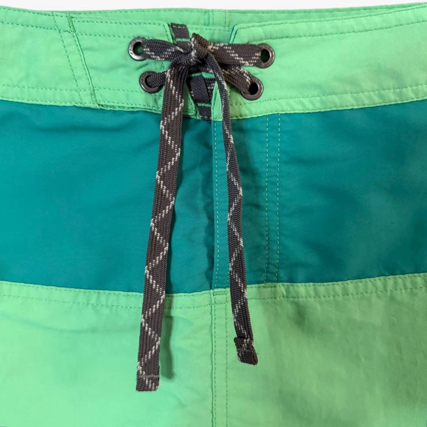 Patagonia Patagonia Women's Bottom Skirt Green Water-Repellent Nylon Retro Board Mini Size 4 Size 27" / US 4 / IT 40 - 5 Thumbnail